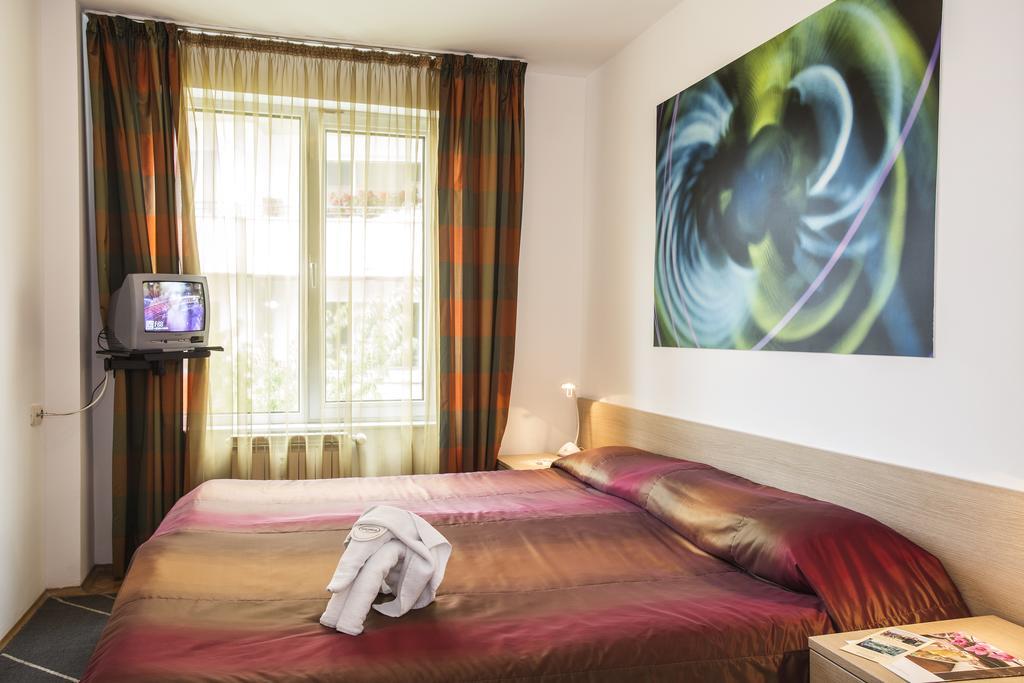 Europe Hotel Σόφια Εξωτερικό φωτογραφία